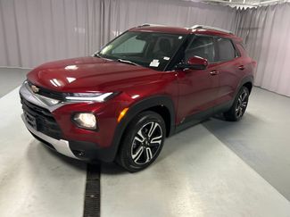 Used 2023 Chevrolet TrailBlazer LT w/ Convenience Package AWD/4WD video 3