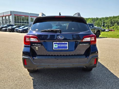 Used 2018 Subaru Outback 2.5i Limited AWD/4WD image 4