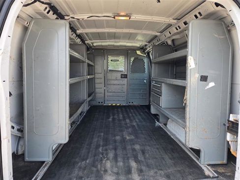 Used 2014 Chevrolet Express 1500 AWD image 29