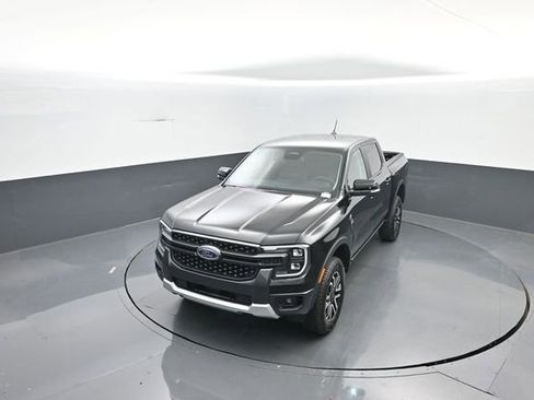 New 2025 Ford Ranger Lariat w/ FX4 Off-Road Package image 23