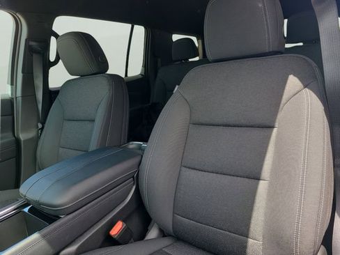 New 2026 Chevrolet Traverse LT image 19