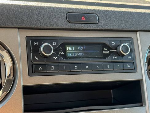 Used 2023 Ford F650 2WD Regular Cab Super Duty image 26