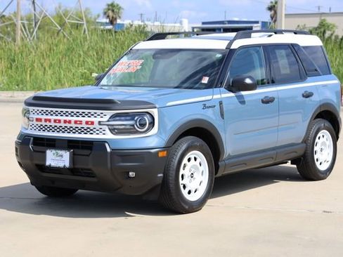 Used 2025 Ford Bronco Sport Heritage w/ Convenience Package AWD/4WD image 3