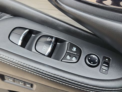 Used 2017 Nissan Murano Platinum w/ Platinum Technology Package AWD/4WD image 9