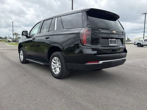 Used 2021 Chevrolet Tahoe High Country w/ Premium Package AWD/4WD image 3