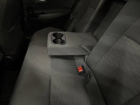 Used 2023 Toyota Corolla SE image 6