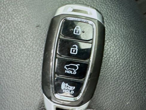 Used 2020 Hyundai Santa Fe Limited FWD image 39