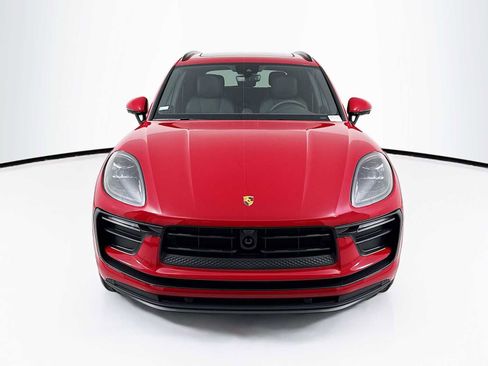 New 2026 Porsche Macan AWD/4WD image 6