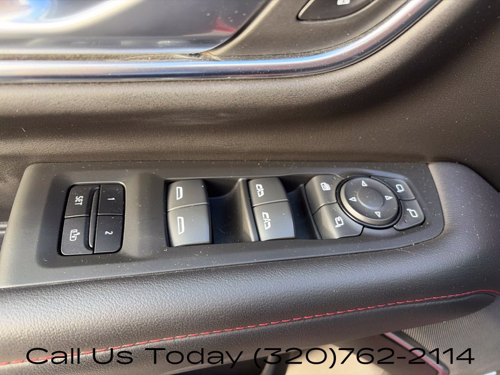 Used 2022 Chevrolet Tahoe RST w/ Luxury Package AWD/4WD image 15