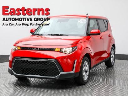 Used 2025 Kia Soul LX w/ LX Technology Package