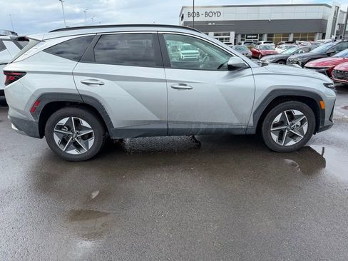 Used 2025 Hyundai Tucson SEL image 3