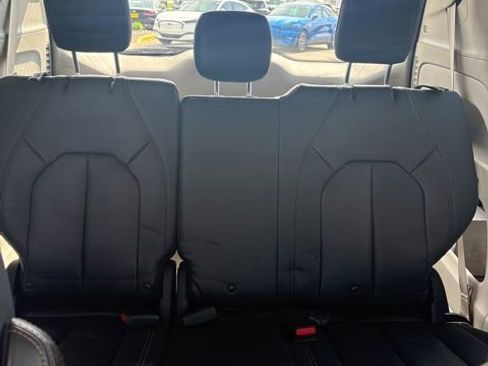 Used 2017 Chrysler Pacifica Touring-L Plus w/ Advanced Safetytec Group FWD image 13