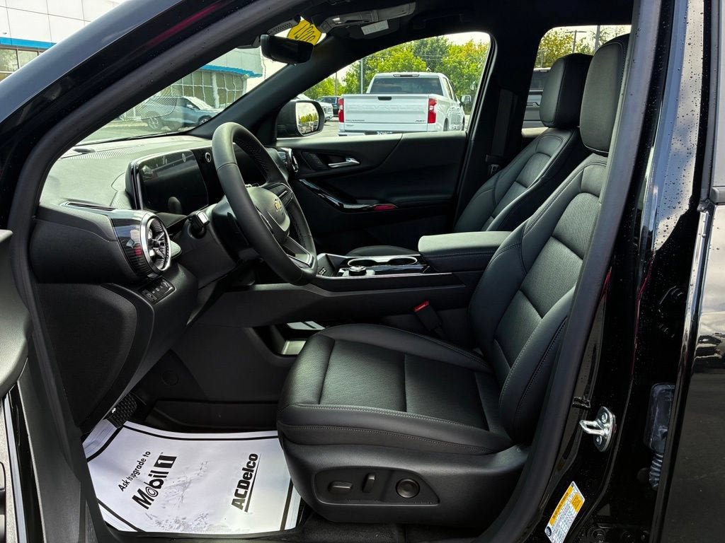 New 2027 Chevrolet Equinox LT w/ Convenience Package II AWD/4WD image 6