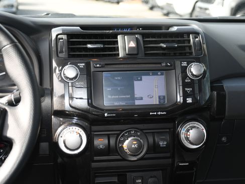 Used 2019 Toyota 4Runner TRD Off-Road Premium image 15