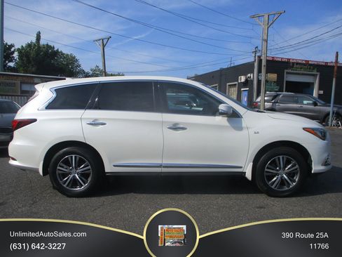 Used 2019 INFINITI QX60 Pure AWD/4WD image 4
