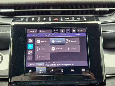 Used 2023 Jeep Grand Cherokee L Laredo RWD image 18