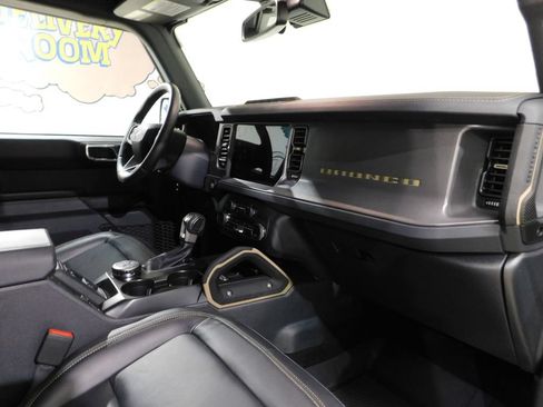 Used 2025 Ford Bronco Badlands AWD/4WD image 75