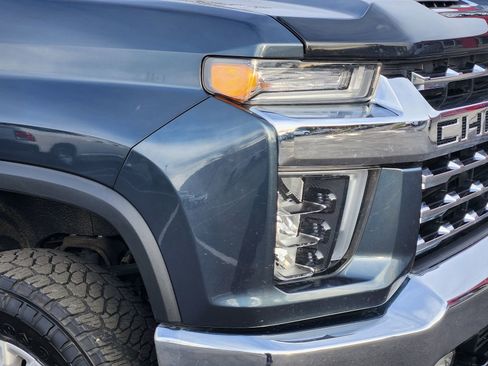 Used 2020 Chevrolet Silverado 3500 LTZ image 9