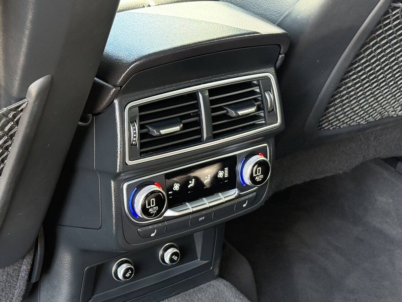 Used 2019 Audi Q7 3.0T Prestige AWD/4WD image 19