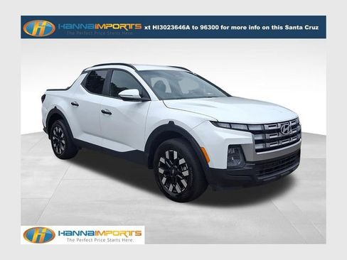 Used 2025 Hyundai Santa Cruz SEL FWD image 1
