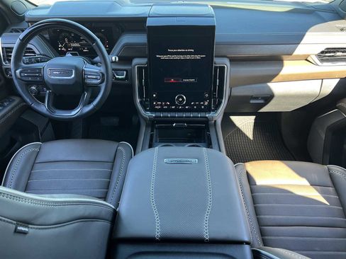 Used 2023 GMC Yukon Denali w/ Max Trailering Package image 5