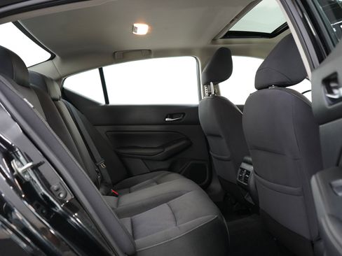Used 2019 Nissan Altima 2.5 SV AWD/4WD image 12