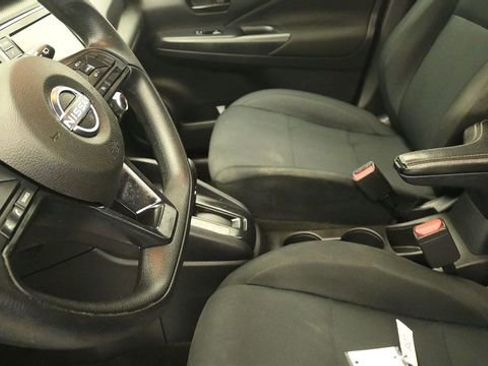 Used 2023 Nissan Kicks S FWD image 19