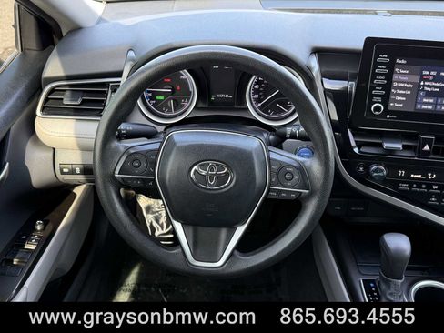 Used 2022 Toyota Camry LE image 15