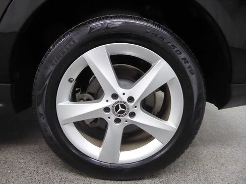 Used 2018 Mercedes-Benz GLE 350 w/ Premium 1 Package image 37