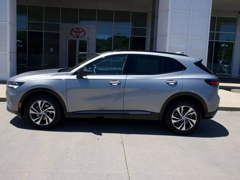 Used 2023 Buick Envision Essence w/ Sport Touring Package AWD/4WD image 2
