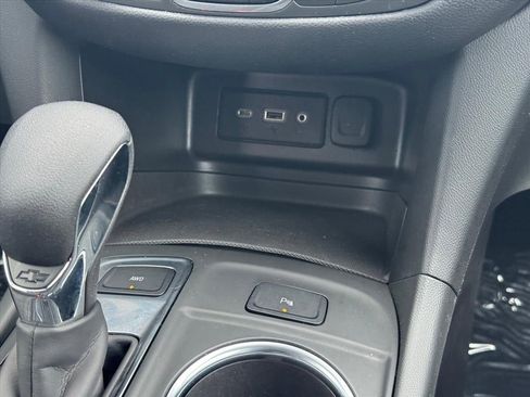 Certified 2022 Chevrolet Equinox LT image 11