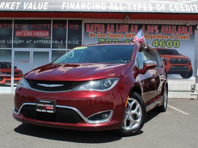 Used 2018 Chrysler Pacifica Limited