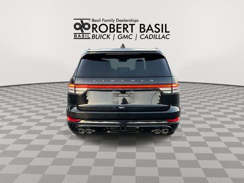 Used 2025 Lincoln Aviator Reserve w/ Jet Appearance Package AWD/4WD image 7