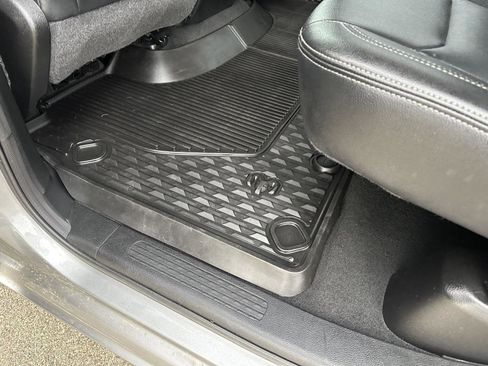 Used 2019 RAM 1500 Big Horn image 18