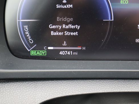 Used 2024 Toyota Crown Limited image 25