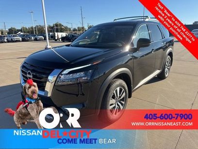 New 2025 Nissan Pathfinder SL