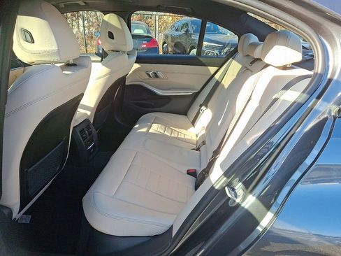 Used 2021 BMW 330e xDrive w/ M Sport Package image 10