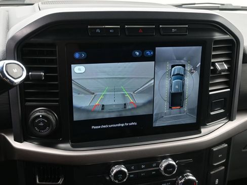 Used 2024 Ford F150 XLT image 16