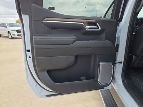 Used 2026 Chevrolet Silverado 1500 High Country image 14