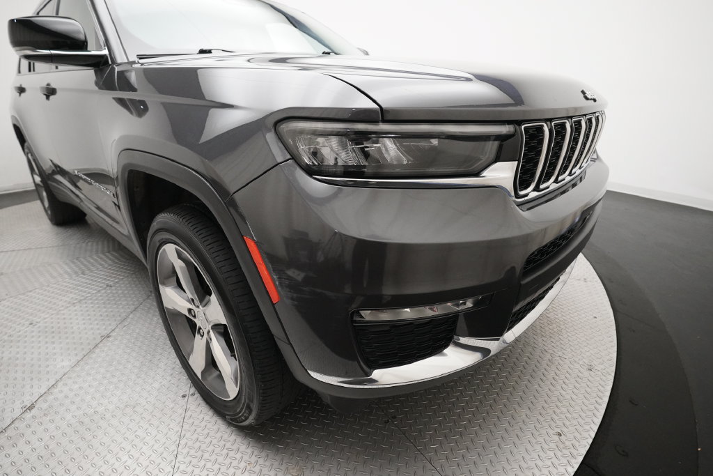 Used 2021 Jeep Grand Cherokee L Limited AWD/4WD image 23