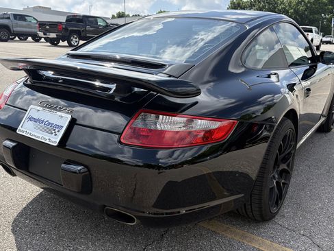 Used 2005 Porsche 911 Carrera RWD image 10