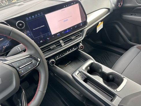 New 2026 Chevrolet Equinox EV RS image 28