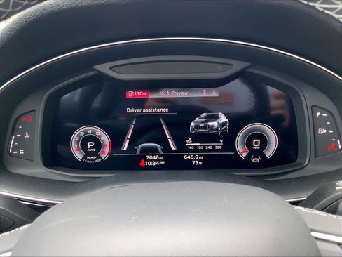 Certified 2023 Audi Q8 Premium Plus w/ Premium Plus Package AWD/4WD image 22