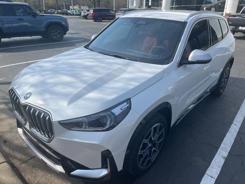 Used 2023 BMW X1 xDrive28i w/ Convenience Package image 3
