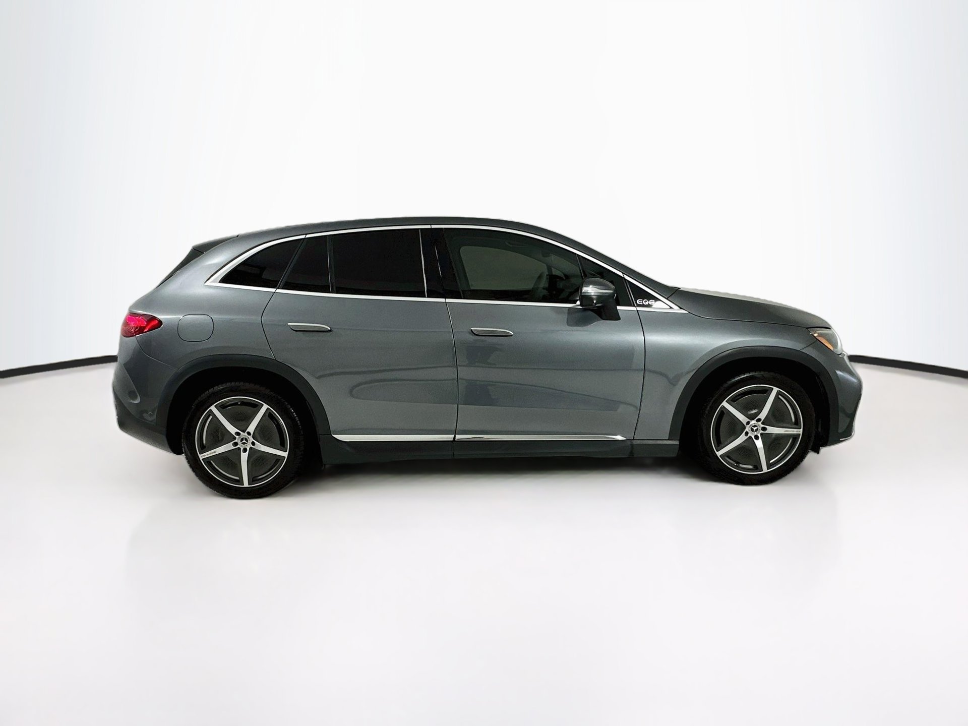 Certified 2023 Mercedes-Benz EQE 350+ SUV image 9