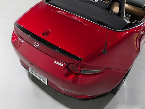 Used 2019 MAZDA MX-5 Miata Grand Touring w/ Appearance Package image 90