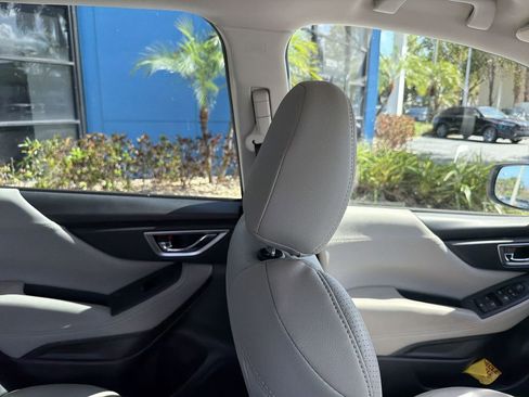 Used 2022 Subaru Forester Premium w/ Popular Package #2 image 16