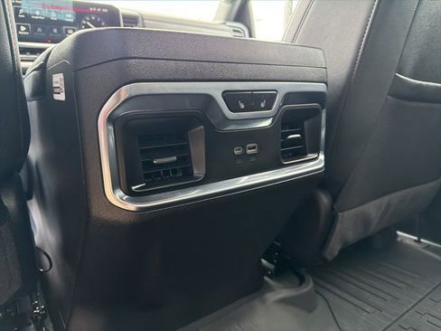 Used 2025 GMC Sierra 2500 SLT w/ SLT Premium Package AWD/4WD image 21