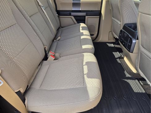 Used 2018 Ford F150 XLT w/ Equipment Group 302A Luxury AWD/4WD image 31
