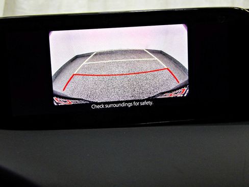 Used 2019 MAZDA MAZDA3 AWD Sedan w/ Preferred Package image 16